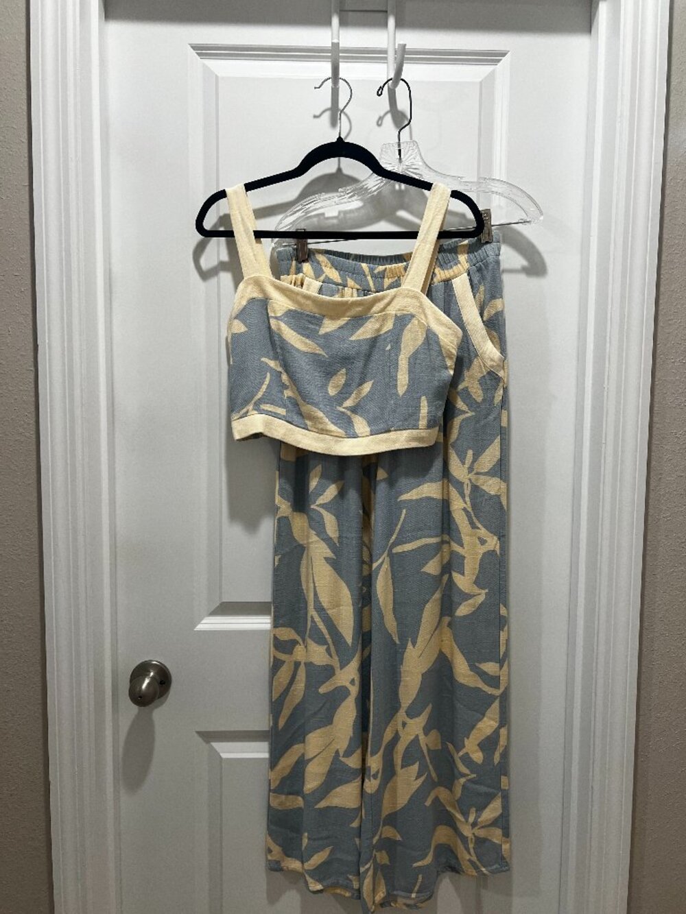 Sienna Sky Tropical Floral Crop Top & Wide Leg Pants Set M